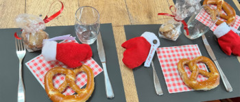 Photo des moufles et bredeles confectionnés dans nos ateliers